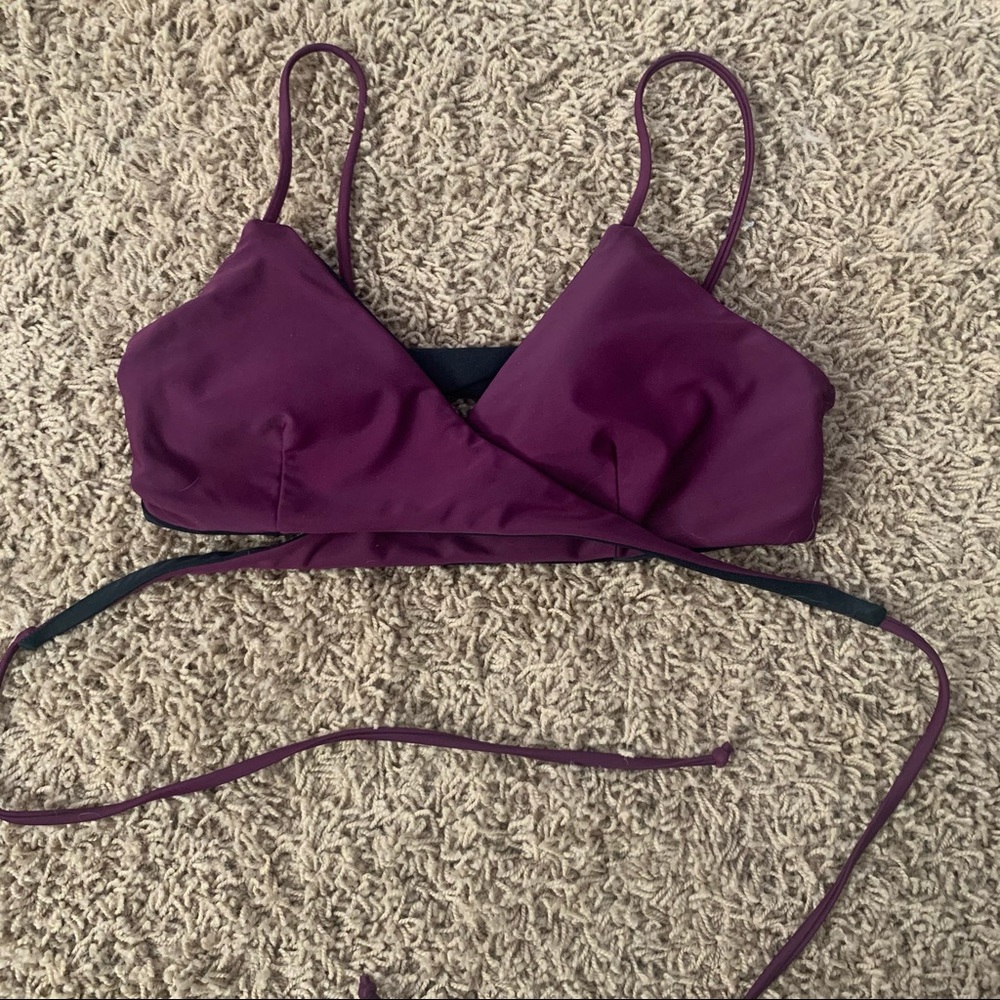 MOVING SALE! EXPRESS BIKINI TOP